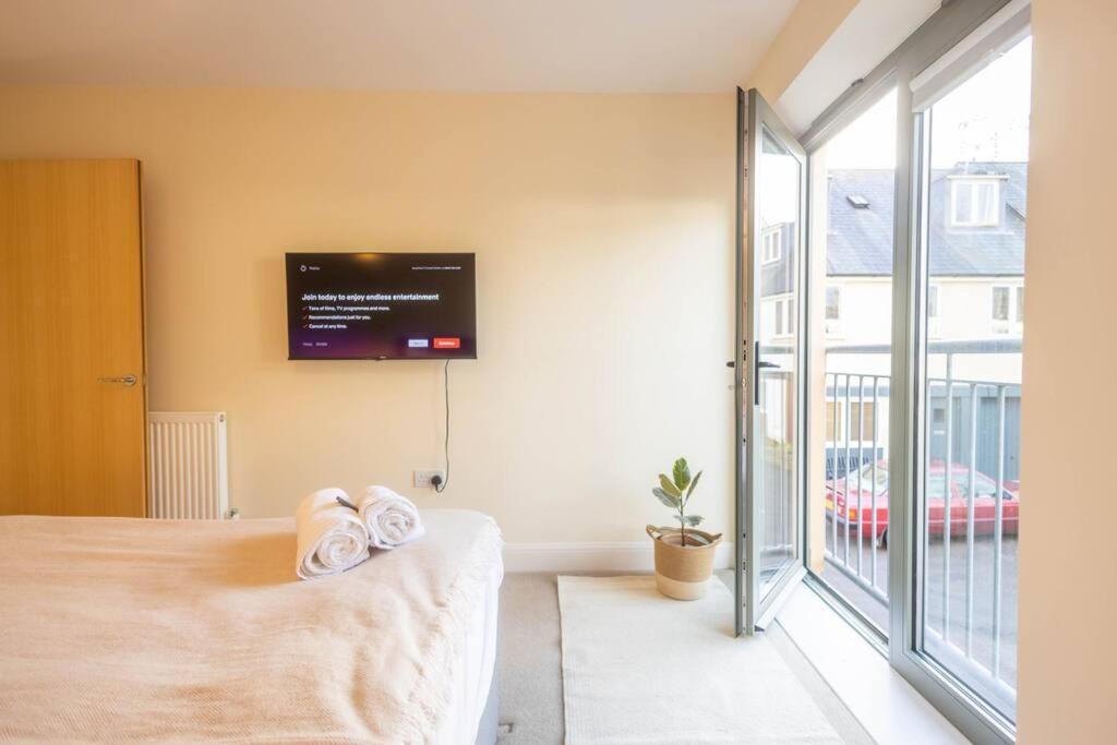 The Wellness Lodge- Gym, Table Tennis, Cinema, Parking And More! Bath Exterior foto