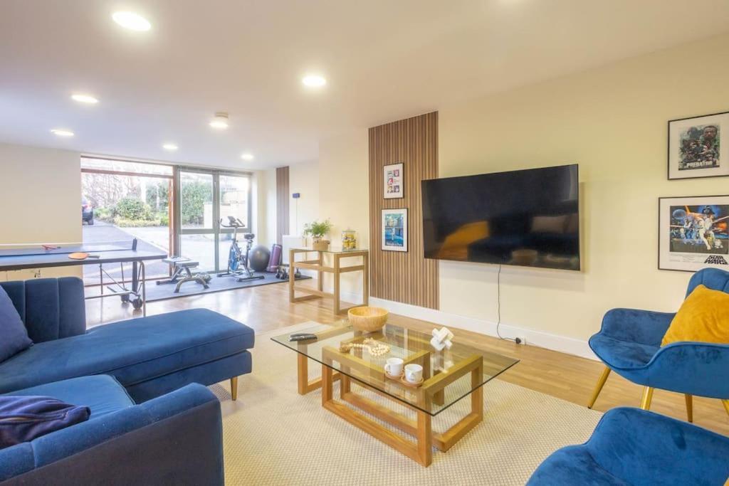The Wellness Lodge- Gym, Table Tennis, Cinema, Parking And More! Bath Exterior foto